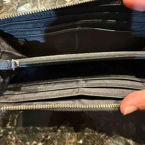 COACH POPPY EMBOSSED PATENT LEATHER SLIM ZIP WALLET BLACK‎ RARE MINT S - Picture 6 of 8